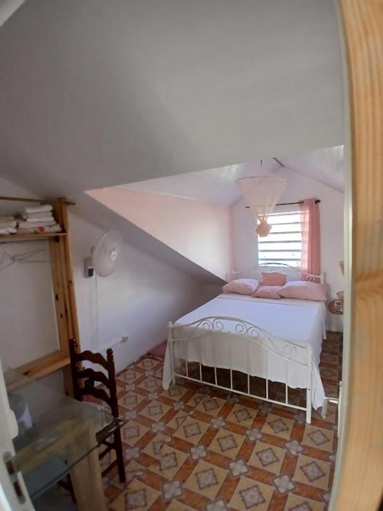 Отель Au D Location Grand-Bourg  Экстерьер фото